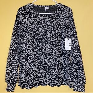 Long Sleeve Black & White Blouse.